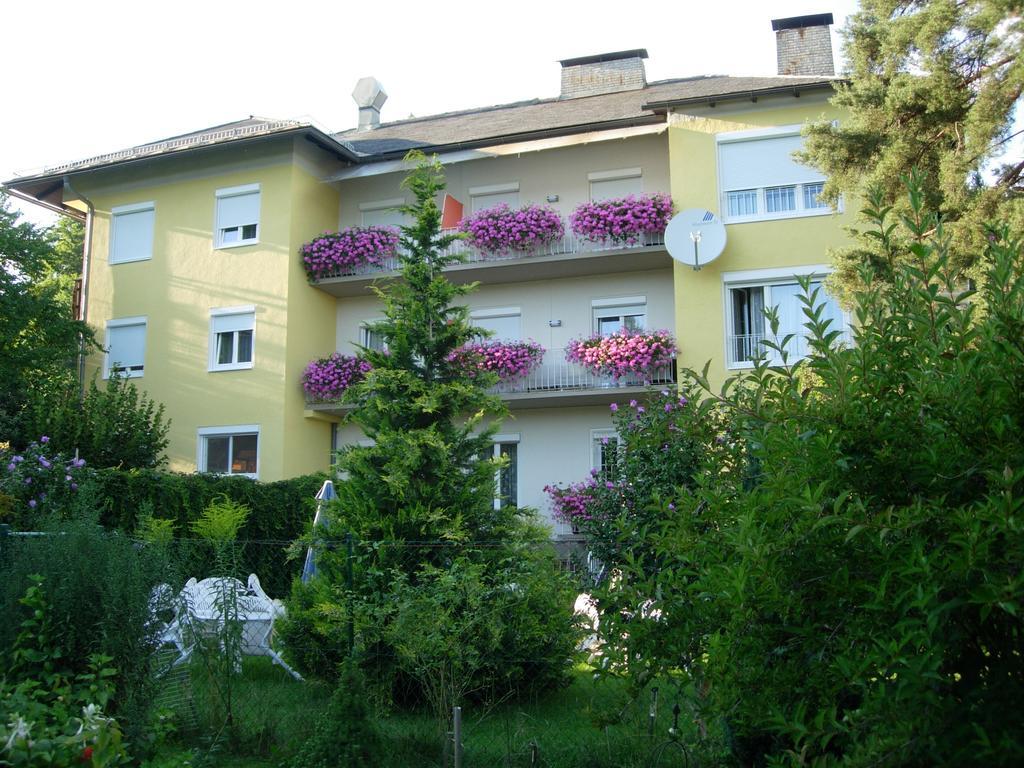 Kirchenwirt Hotel Velden am Wörthersee Exterior photo